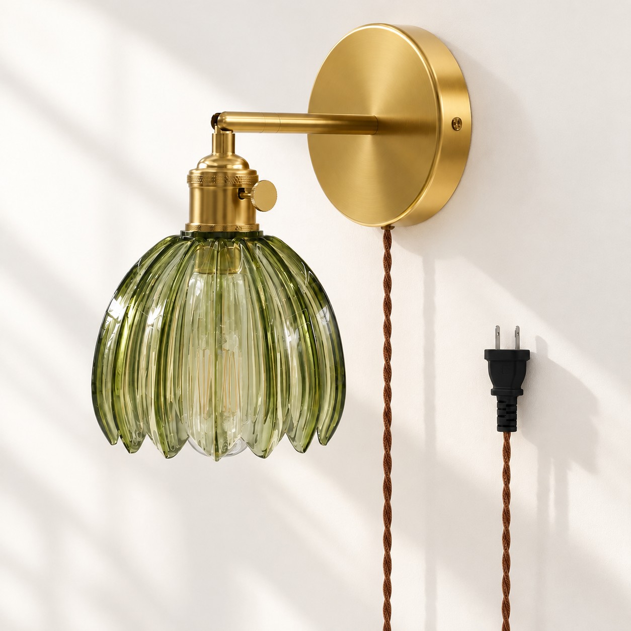 Green tulip glass plug-in wall sconce